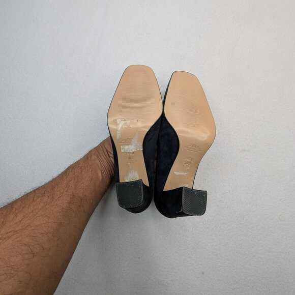 Bally Classic Navy Blue Sued Pump Heels Woman's Size 6 Rare England Made Nice! - Picture 6 of 13